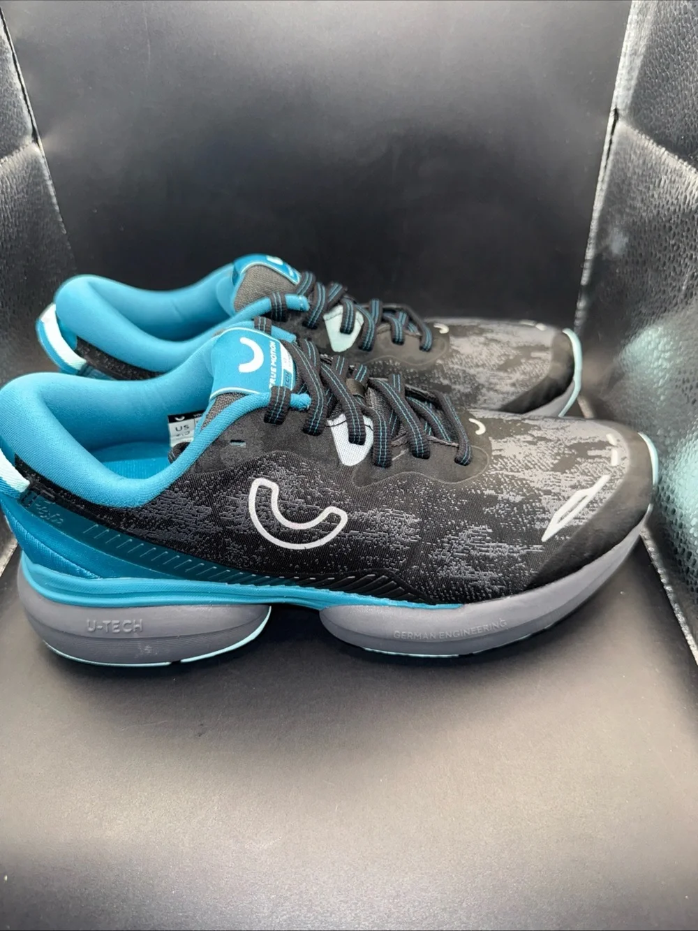 Size 6.5 - True Motion Wmns U Tech Nevos Elements Black/Blue Light/Castlerock